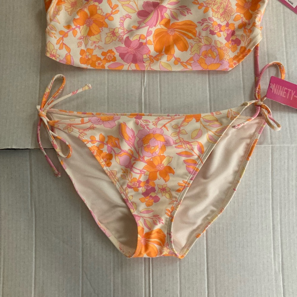 Bikini set - Picture 3 of 8